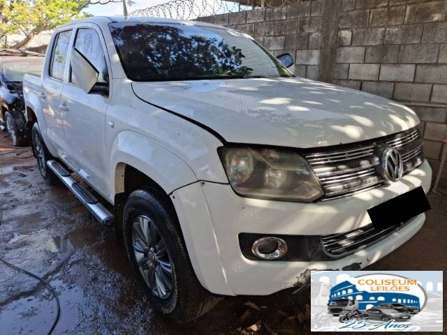 VOLKSWAGEN AMAROK 2012 