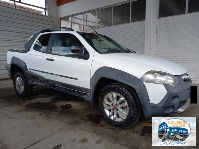 FIAT STRADA ADVENTURE CD 2013