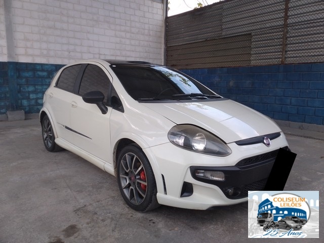 FIAT PUNTO BLACKMOTIN 2015